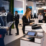 Stampante multifunzione a noleggio per evento temporaneo, immagine esemplificativa con persone nella hall di un evento